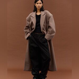 Source Unknown Wallis Coat Color